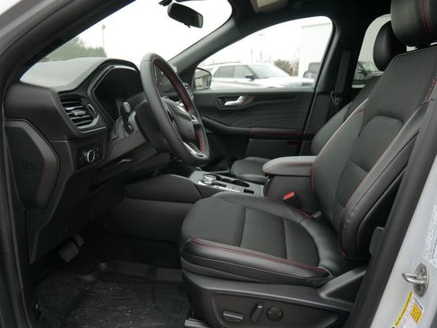 New 2026 Ford Escape ST-Line w/ Tech Pack #1 AWD/4WD image 9