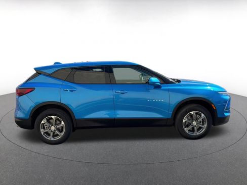 Used 2026 Chevrolet Blazer LT AWD/4WD image 16