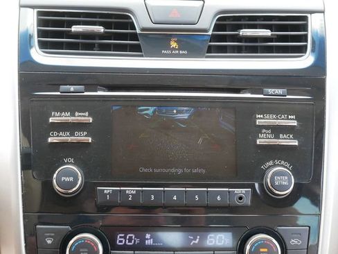 Used 2013 Nissan Altima 2.5 SL FWD image 32