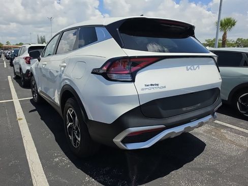 Certified 2023 Kia Sportage LX AWD/4WD image 11