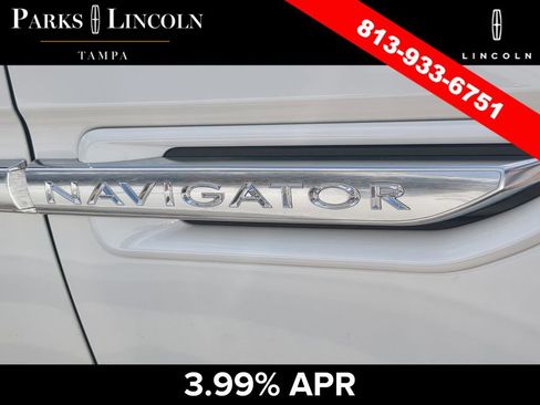 Used 2021 Lincoln Navigator Reserve w/ Luxury Package image 14