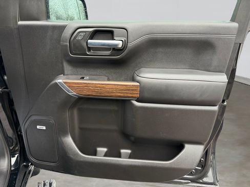 Used 2020 Chevrolet Silverado 1500 High Country w/ Trailer Camera Package image 33