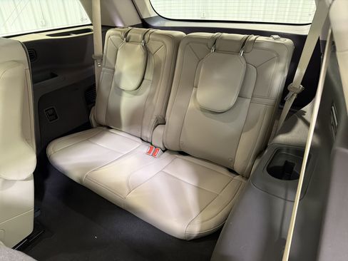 Used 2022 Lincoln Aviator Reserve image 13