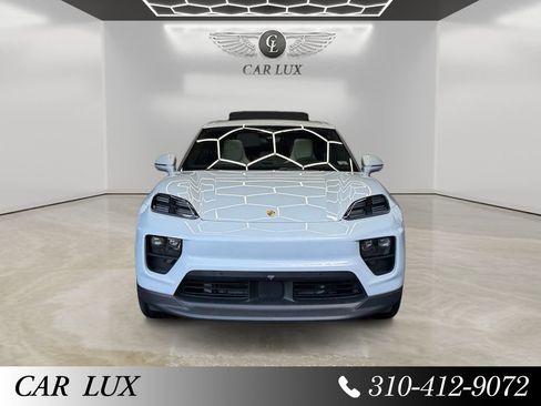Used 2026 Porsche Macan 4S Electric AWD/4WD image 8