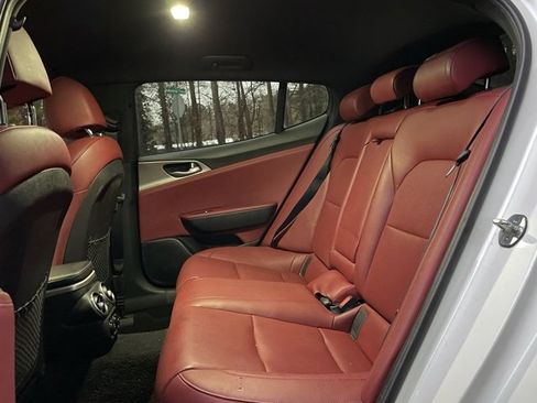 Used 2019 Kia Stinger GT image 15