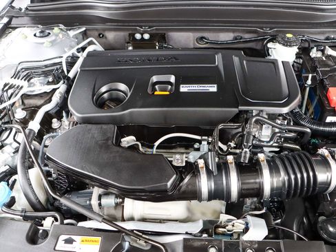 Used 2019 Honda Accord Touring image 29