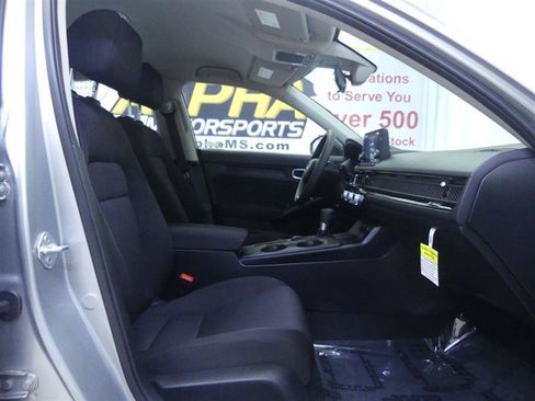 Used 2026 Honda Civic LX image 7