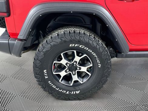 Used 2022 Jeep Wrangler Unlimited Rubicon w/ Cold Weather Group AWD/4WD image 29