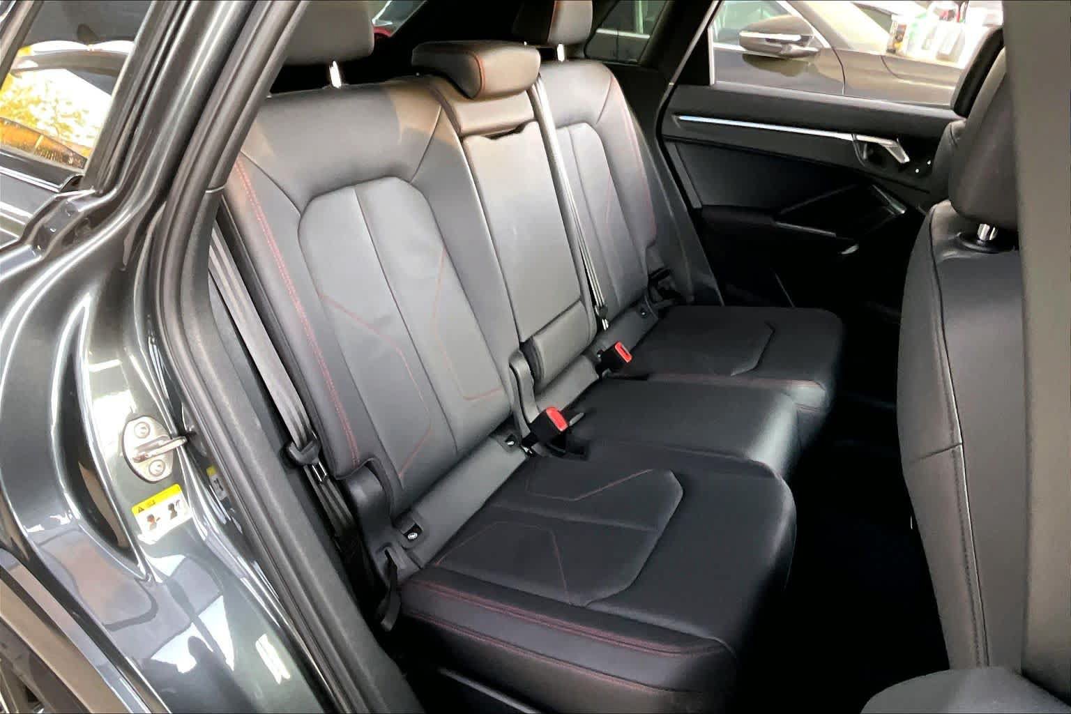 Used 2025 Audi Q3 2.0T Premium Plus AWD/4WD image 19