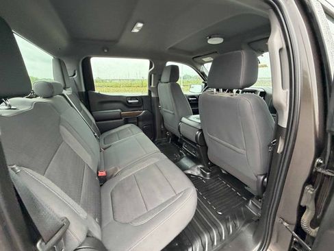 Used 2021 Chevrolet Silverado 1500 W/T w/ Z71 Off-Road Package AWD/4WD image 19