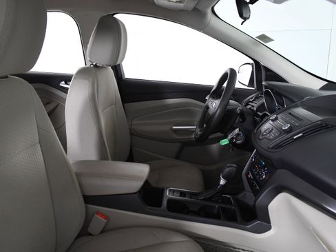 Used 2017 Ford Escape SE image 26