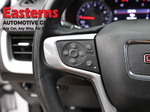 Used 2024 GMC Terrain SLT image 14