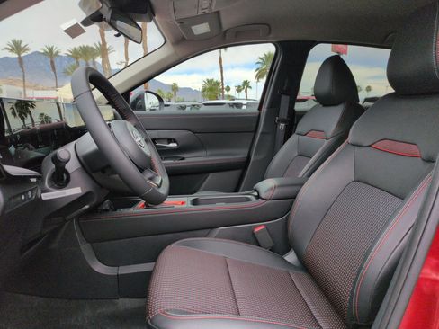 New 2026 Nissan Kicks SR FWD image 12