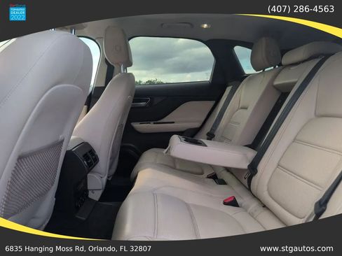 Used 2017 Jaguar F-PACE Prestige AWD/4WD image 17