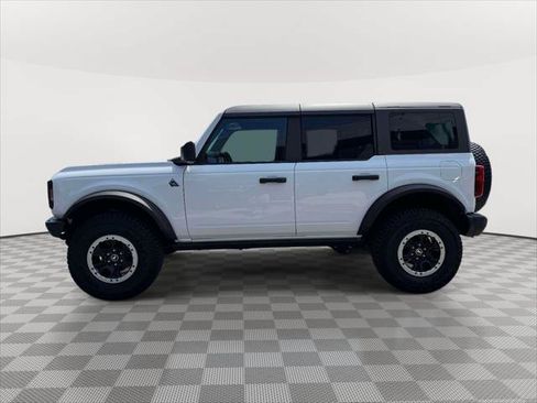 Used 2023 Ford Bronco Black Diamond w/ Sasquatch Package AWD/4WD image 4