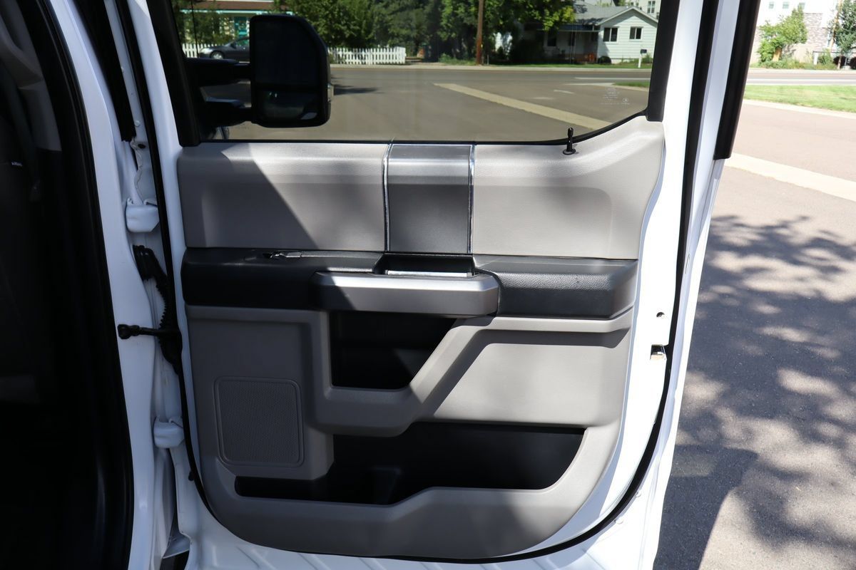 Used 2019 Ford F150 XLT w/ Equipment Group 302A Luxury AWD/4WD image 25