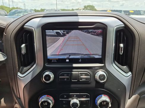 Used 2019 GMC Sierra 1500 SLT AWD/4WD image 29