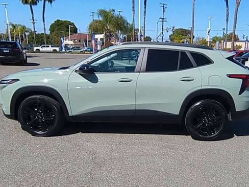 Used 2025 Chevrolet Trax ACTIV w/ Driver Confidence Package FWD image 5