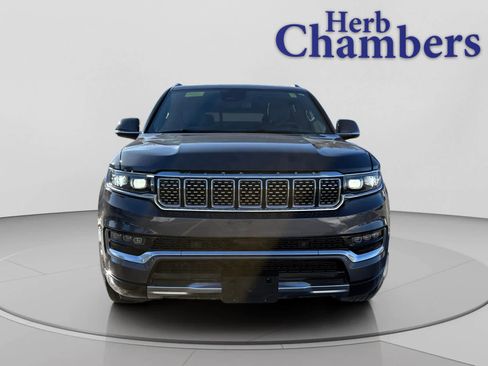 Used 2022 Jeep Grand Wagoneer Series II image 2