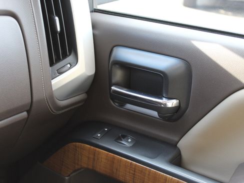 Used 2018 GMC Sierra 1500 SLT image 22