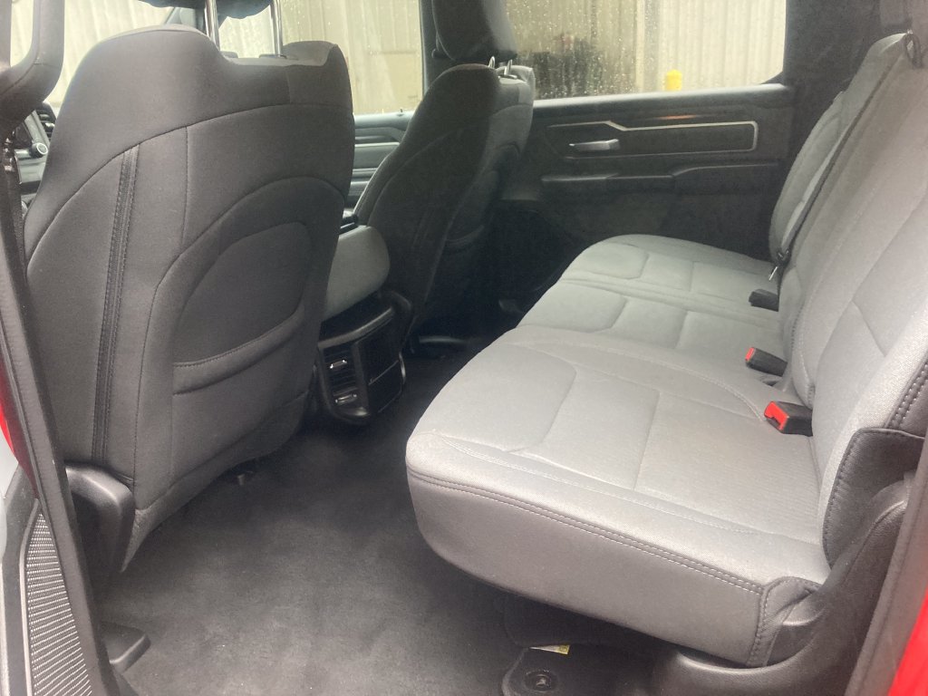 Used 2022 RAM 1500 Big Horn AWD/4WD image 32