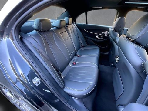 Used 2023 Mercedes-Benz E 350 4MATIC Sedan image 24
