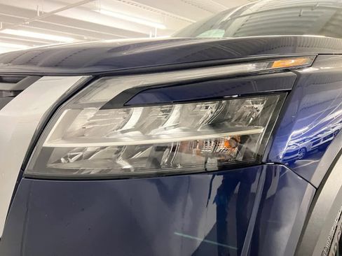 Used 2023 Nissan Pathfinder Platinum image 57