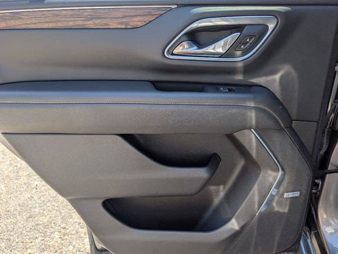Used 2021 Chevrolet Tahoe Premier RWD image 37