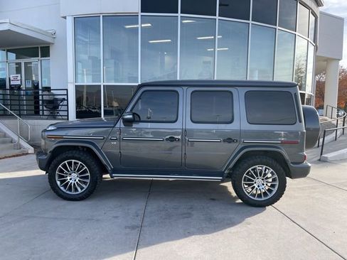 Used 2022 Mercedes-Benz G 550 image 3