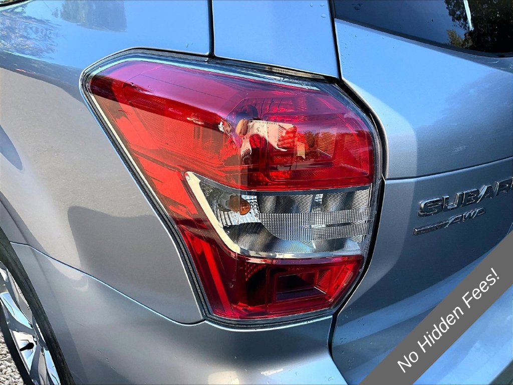 Used 2014 Subaru Forester 2.5i Limited AWD/4WD image 25