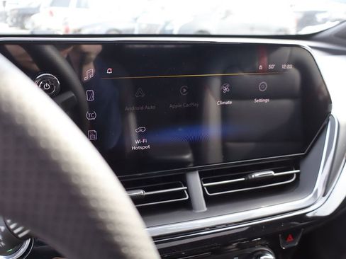 New 2026 Chevrolet Trax RS w/ Sunroof Package image 18