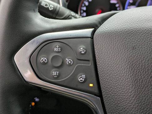 Used 2023 Chevrolet Traverse Premier w/ Redline Edition image 8