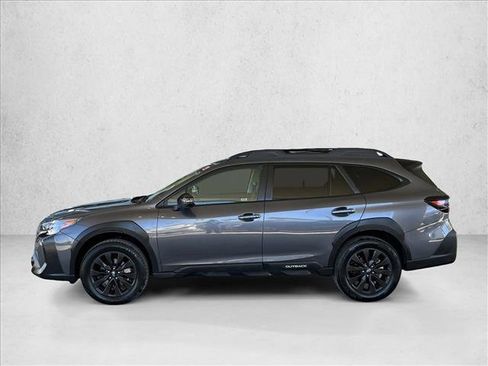 Used 2025 Subaru Outback Onyx Edition AWD/4WD image 2