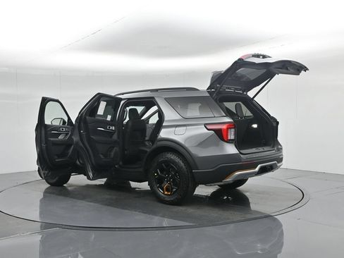 New 2026 Ford Explorer Tremor w/ Tremor Ultimate Package AWD/4WD image 41
