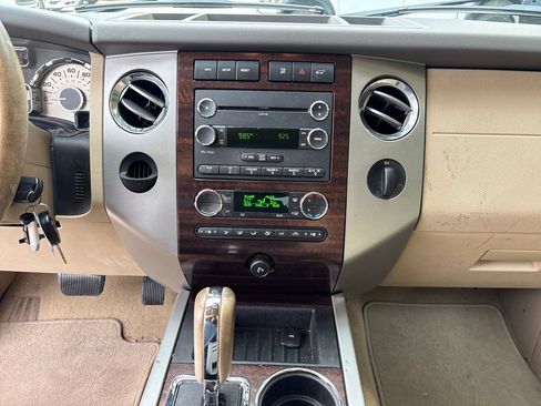 Used 2012 Ford Expedition XLT RWD image 22