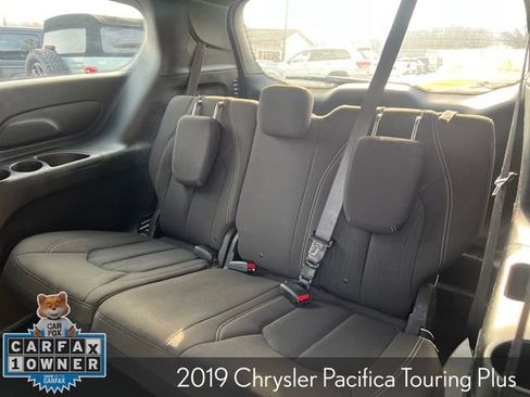Used 2019 Chrysler Pacifica Touring Plus w/ Advanced Safetytec Group image 25