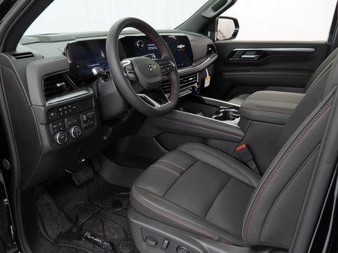 New 2026 Chevrolet Suburban RST w/ Comfort Package AWD/4WD image 10