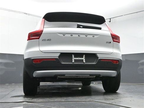 New 2025 Volvo XC40 B5 Plus w/ Protection Package Premier image 39
