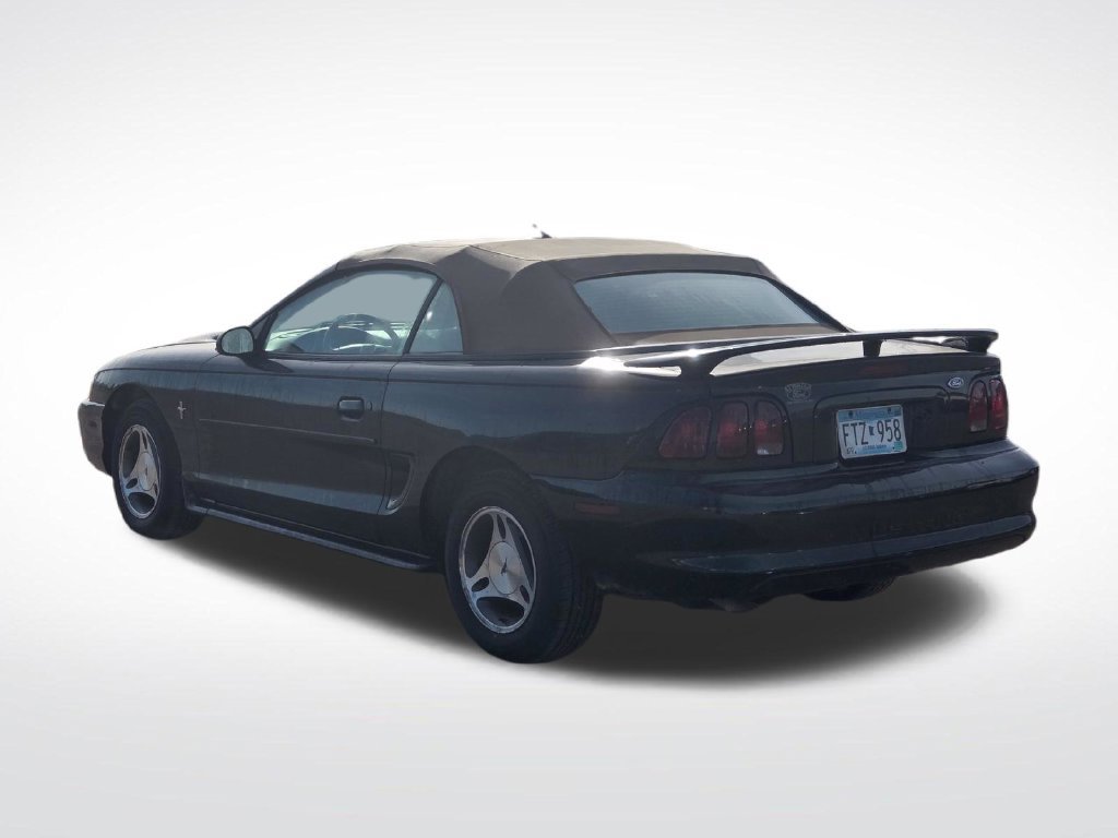 Used 1998 Ford Mustang Convertible RWD image 8