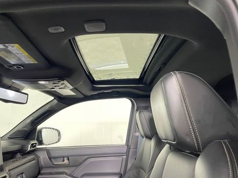 Used 2025 Toyota Tacoma Limited image 17