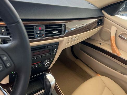 Used 2009 BMW 328i Sedan RWD image 10