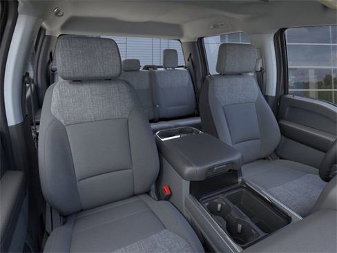New 2026 Ford F250 XLT w/ XLT Premium Package image 10
