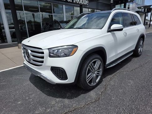 New 2026 Mercedes-Benz GLS 450 4MATIC image 2