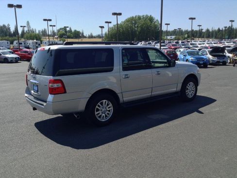 Used 2014 Ford Expedition EL XLT image 5
