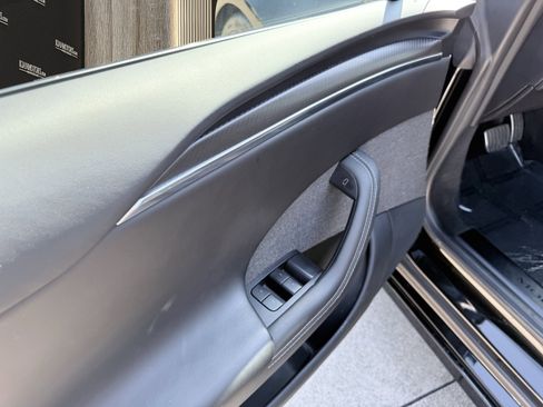 Used 2023 Tesla Model S Plaid image 30