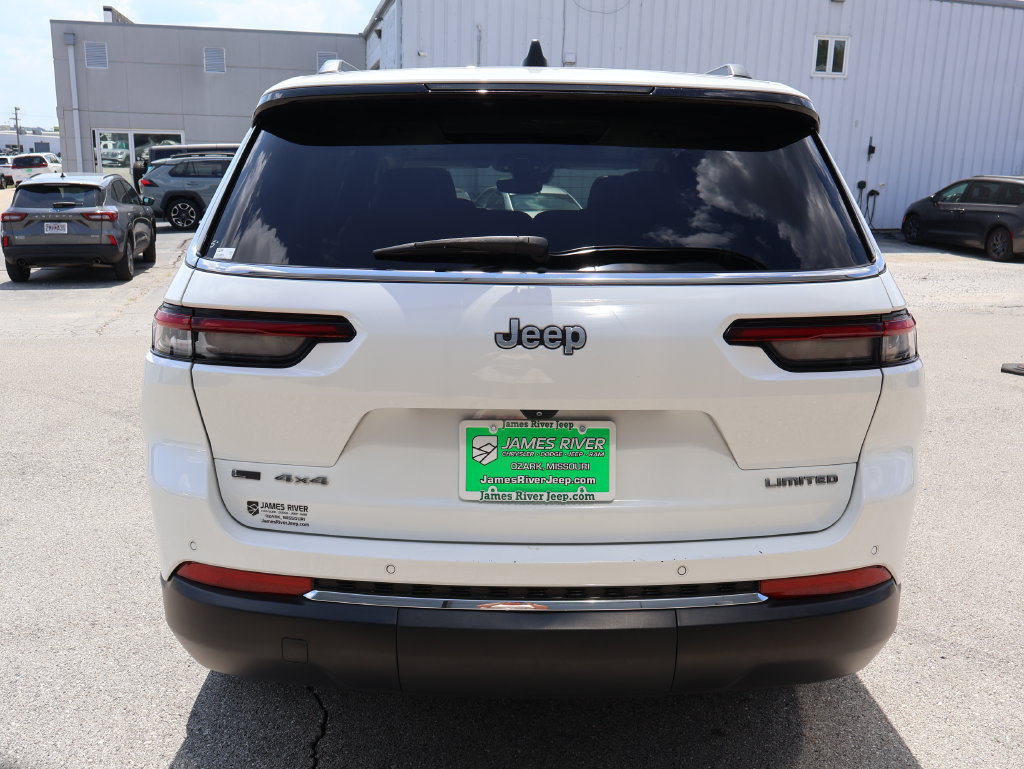 Used 2022 Jeep Grand Cherokee L Limited AWD/4WD image 4