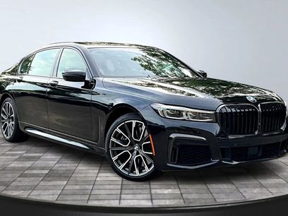 Used 2022 BMW 750i xDrive w/ Executive Package