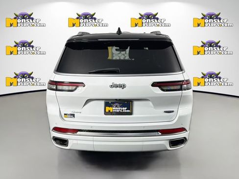 Used 2023 Jeep Grand Cherokee L Summit w/ Rear Seat Video Group I AWD/4WD image 6