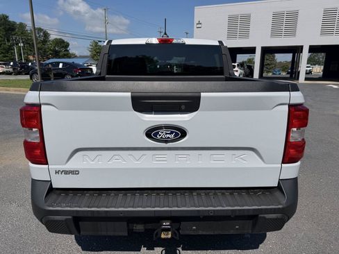 Used 2025 Ford Maverick XLT FWD image 4