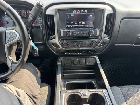 Used 2019 Chevrolet Silverado 2500 LT w/ Midnight Edition AWD/4WD image 15